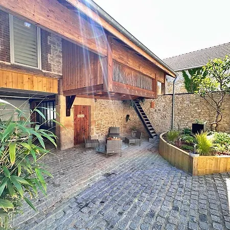 La Cour Aux Bulles * Trigny