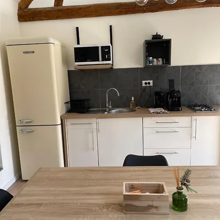 La Cour Aux Bulles Apartament Trigny